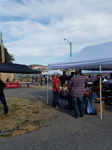 Tobacco Shop «Tinder Box South Main», reviews and photos, 346 S Main St, Memphis, TN 38103, USA
