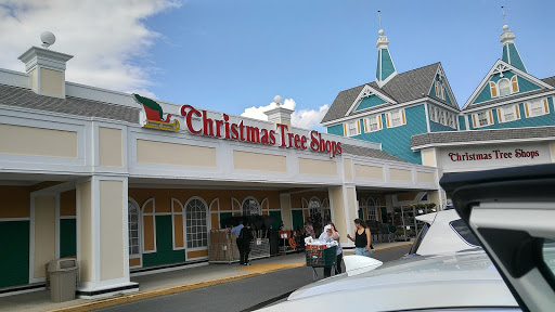 Home Goods Store «Christmas Tree Shops», reviews and photos, 15 Backus Ave Suite 42, Danbury, CT 06810, USA