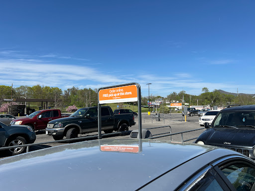 Department Store «Walmart Supercenter», reviews and photos, 4807 Valley View Blvd NW, Roanoke, VA 24012, USA