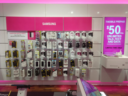 Cell Phone Store «T-Mobile», reviews and photos, 1745 County Road B2 W, Roseville, MN 55113, USA