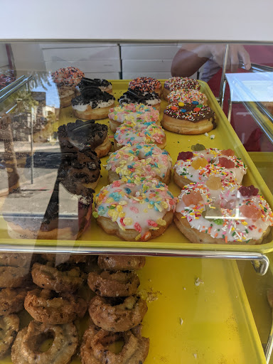 Donut Shop «Donut Star», reviews and photos, 601 W Washington St, San Diego, CA 92103, USA