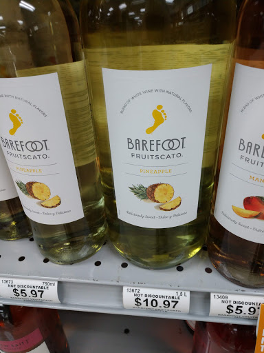 Wine Store «Lake Fine Wines», reviews and photos, 299 Hawkins Ave #2, Ronkonkoma, NY 11779, USA