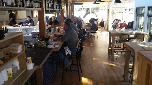 Shopping Mall «Carlmont Village Shopping Center», reviews and photos, 1049 Alameda de las Pulgas, Belmont, CA 94002, USA