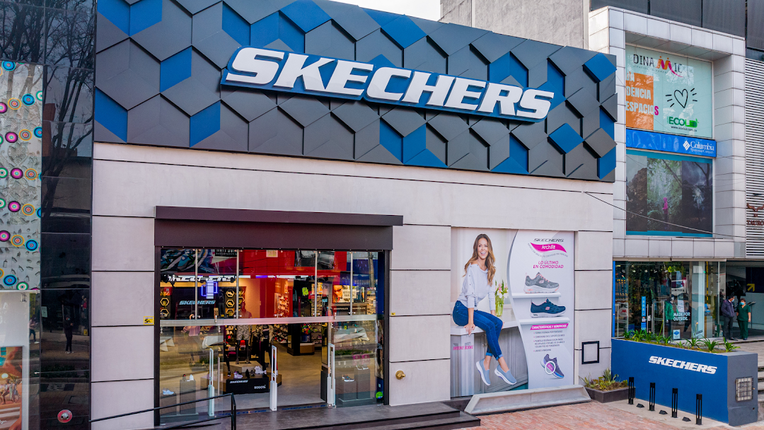 Skechers Calle 82