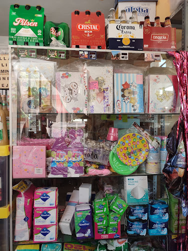 Comentarii opinii despre Bazar, Librería y Bodega "Corazón de María"