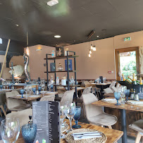 Atmosphère du Restaurant Domaine L'Efferves'Sens - Restaurant à Chavanod, à 5min d'Annecy - n°2