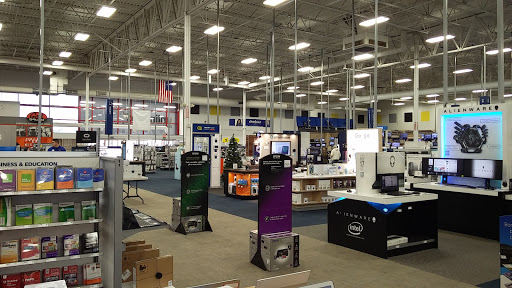 Electronics Store «Best Buy», reviews and photos, 445 Howe Ave, Cuyahoga Falls, OH 44221, USA