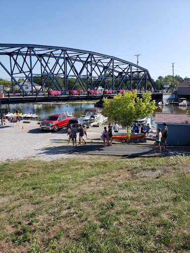 Canoe & Kayak Store «West River Paddle Sports», reviews and photos, 655 W River Rd, Vermilion, OH 44089, USA