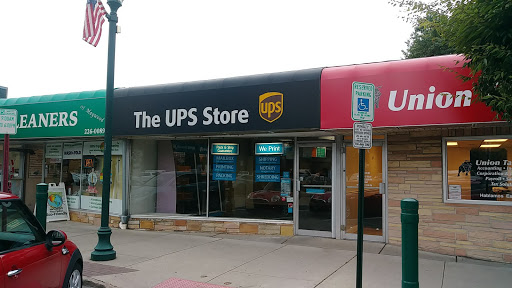Shipping and Mailing Service «The UPS Store», reviews and photos, 130 W Pleasant Ave, Maywood, NJ 07607, USA