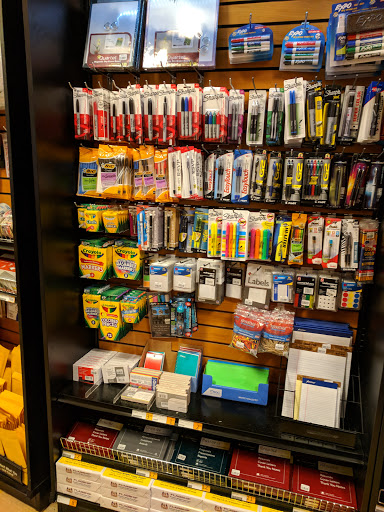 Shipping and Mailing Service «Office 11211», reviews and photos, 223 Bedford Ave, Brooklyn, NY 11211, USA