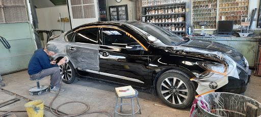 Auto Body Shop «Lewis Street Auto Body», reviews and photos, 24 Lewis St, Bristol, CT 06010, USA