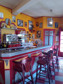 Atmosphère du Pizzeria CAFÉ Léo PIZZA à Malemort-du-Comtat - n°4