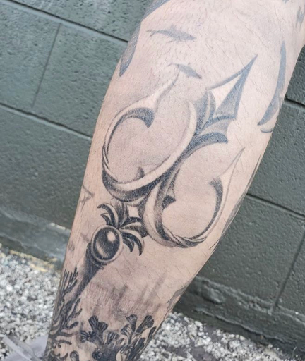 Explore hawaii tattoo ideas for men, creative tattoo ideas in San Antonio, available at Firme Copias Tattoo Studio