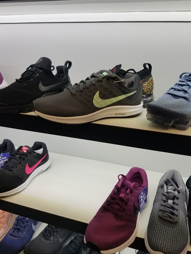 Shoe Store «Just For Sports», reviews and photos, 6215 N Andrews Ave, Fort Lauderdale, FL 33309, USA