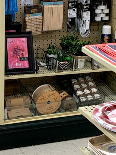 Craft Store «Hobby Lobby», reviews and photos, 4701 J.F.K. Blvd, North Little Rock, AR 72116, USA