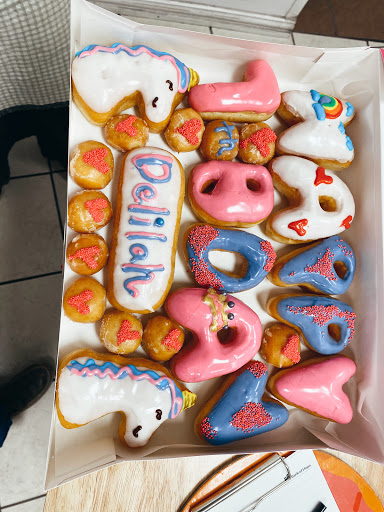 Donut Shop «Donut House», reviews and photos, 515 S Carrier Pkwy, Grand Prairie, TX 75051, USA