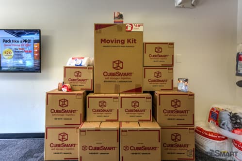 Self-Storage Facility «CubeSmart Self Storage», reviews and photos, 425 Delsea Dr, Sewell, NJ 08080, USA