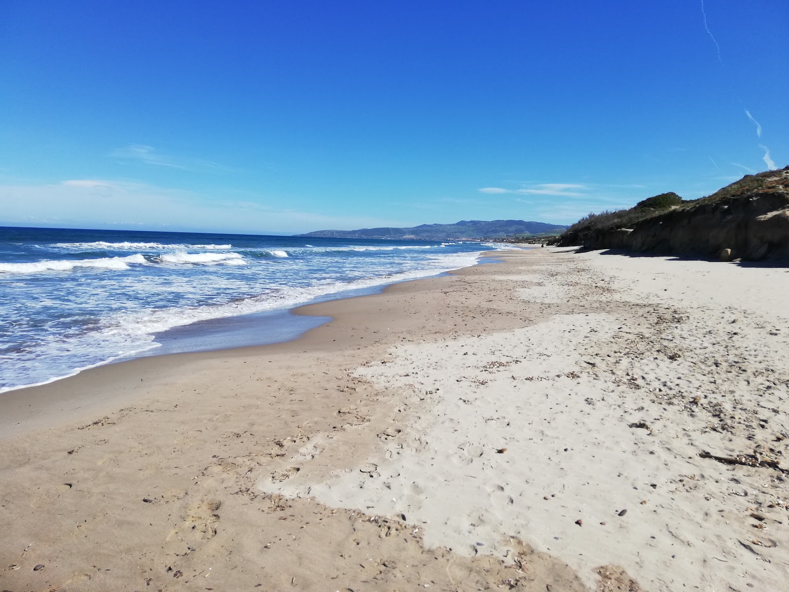 Marina di Sorso Beach'in fotoğrafı - Çocuklu aile gezginleri için önerilir