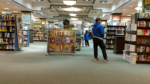 Book Store «Barnes & Noble», reviews and photos, 102 Park Ave #1, Willow Grove, PA 19090, USA