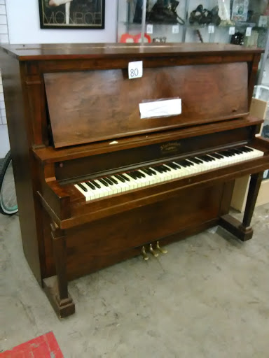 Thrift Store «Goodwill», reviews and photos, 150 W Palm Valley Blvd, Round Rock, TX 78664, USA