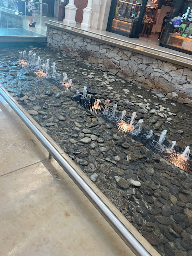 Computer Store «Apple Millenia», reviews and photos, 4200 Conroy Rd, Orlando, FL 32839, USA