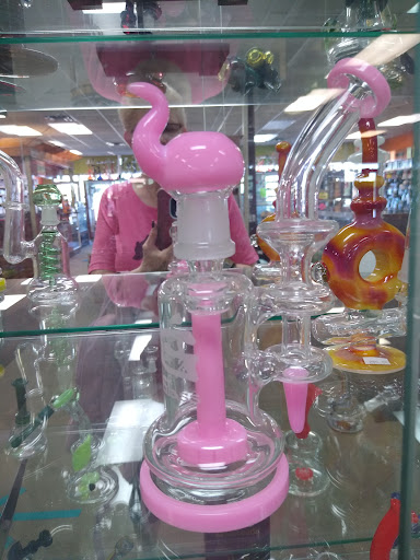 Tobacco Shop «Tobacco Express», reviews and photos, 1148 Vierling Dr E, Shakopee, MN 55379, USA