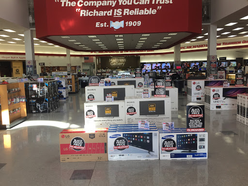 Appliance Store «P.C. Richard & Son», reviews and photos, 4067 Jericho Turnpike, East Northport, NY 11731, USA