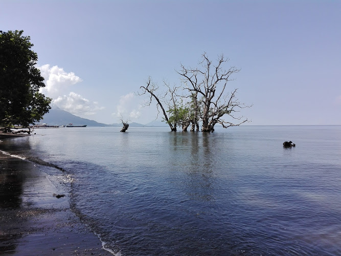 Pantai Kastela