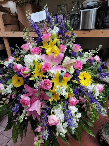 Florist «Evans Florist», reviews and photos, 410 1st Ave E, Oneonta, AL 35121, USA