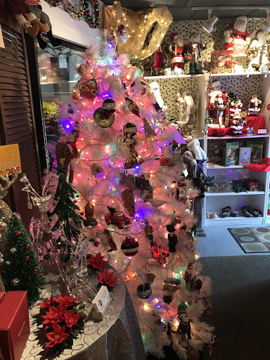 Florist «Village Petals Inc», reviews and photos, 573 S Grant Ave, Columbus, OH 43206, USA