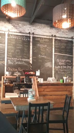 Restaurant «The Lunch Box», reviews and photos, 119 N E St, Exeter, CA 93221, USA