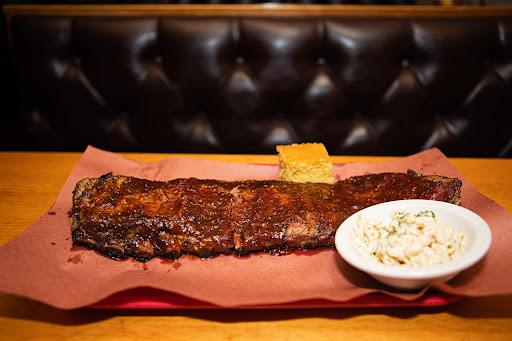 Barbecue Restaurant «Sticky Lips BBQ Juke Joint», reviews and photos, 830 Jefferson Rd, Rochester, NY 14623, USA