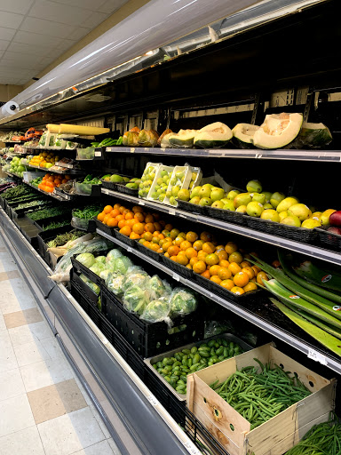 Grocery Store «INDU INDIAN GROCERY STORE (INDU CONVENIENT STORE)», reviews and photos, 4925 W Market St #1104, Greensboro, NC 27407, USA