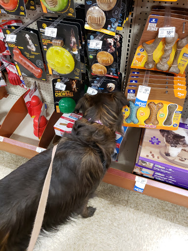 Pet Supply Store «PetSmart», reviews and photos, 4810 1st Ave NE, Cedar Rapids, IA 52402, USA