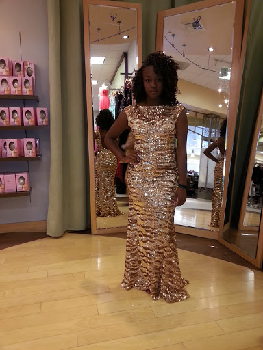 Shopping Mall «Shops At Dos Lagos», reviews and photos, 2780 Cabot Dr #140, Corona, CA 92883, USA