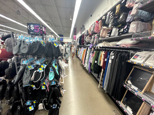 Variety Store «Five Below», reviews and photos, 13401 Shelbyville Rd, Louisville, KY 40243, USA