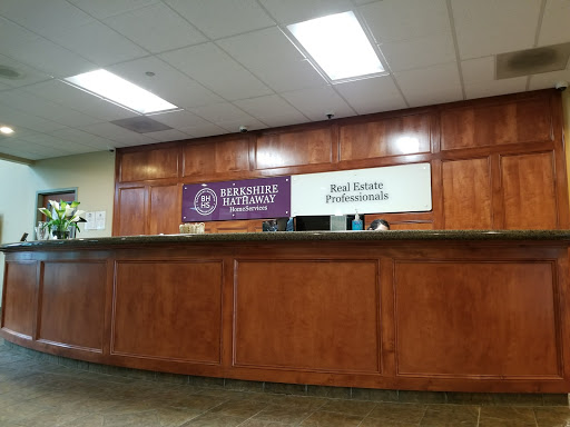 Real Estate Agency «Berkshire Hathaway HomeServices Real Estate Professionals», reviews and photos, 1220 20th St SE, Salem, OR 97302, USA