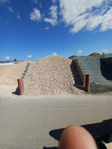 Hardware Store «Payless Hardware, Rockery and Nursery», reviews and photos, 2927 King Rd, San Jose, CA 95122, USA