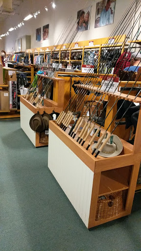 Clothing Store «L.L. Bean Outlet», reviews and photos, 31 Gusabel Ave, Nashua, NH 03063, USA