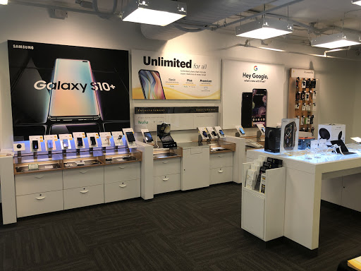 Sprint Store, 3033 Wilson Blvd f, Arlington, VA 22201, USA, 