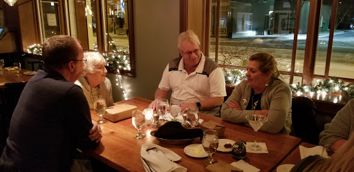 Restaurant «Evans Street Station», reviews and photos, 110 S Evans St, Tecumseh, MI 49286, USA