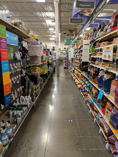 Pet Supply Store «PetSmart», reviews and photos, 170 Marketplace Blvd, Hamilton Township, NJ 08691, USA