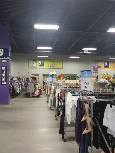 Thrift Store «Goodwill», reviews and photos, 1819 Alafaya Trail, Oviedo, FL 32765, USA