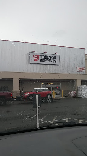 Home Improvement Store «Tractor Supply Co.», reviews and photos, 8420 S 228th St, Kent, WA 98031, USA