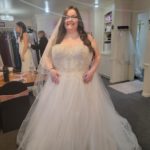 Bridal Shop «A Savvy Bride», reviews and photos, 17700 W Capitol Dr, Brookfield, WI 53045, USA