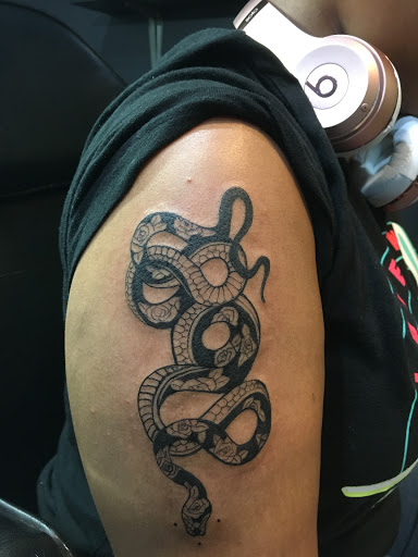 Tattoo Shop «Ink Sanctuary Inc», reviews and photos, 3 Grant Ave, Islip, NY 11751, USA