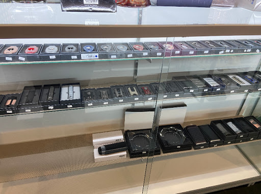 Tobacco Shop «Gold Leaf Tobacconist», reviews and photos, 255 Lafayette Rd, Seabrook, NH 03874, USA