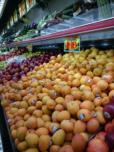 Grocery Store «Fiesta Market», reviews and photos, 160 N Bolingbrook Dr, Bolingbrook, IL 60440, USA