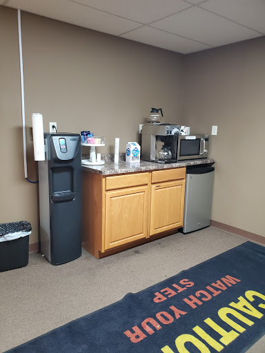 Used Car Dealer «Advantage Auto Sales Inc», reviews and photos, 1525 W Market St, Bloomington, IL 61701, USA