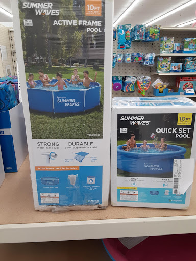 Discount Store «Big Lots», reviews and photos, 28 Whites Crossing Ln, Whiteville, NC 28472, USA